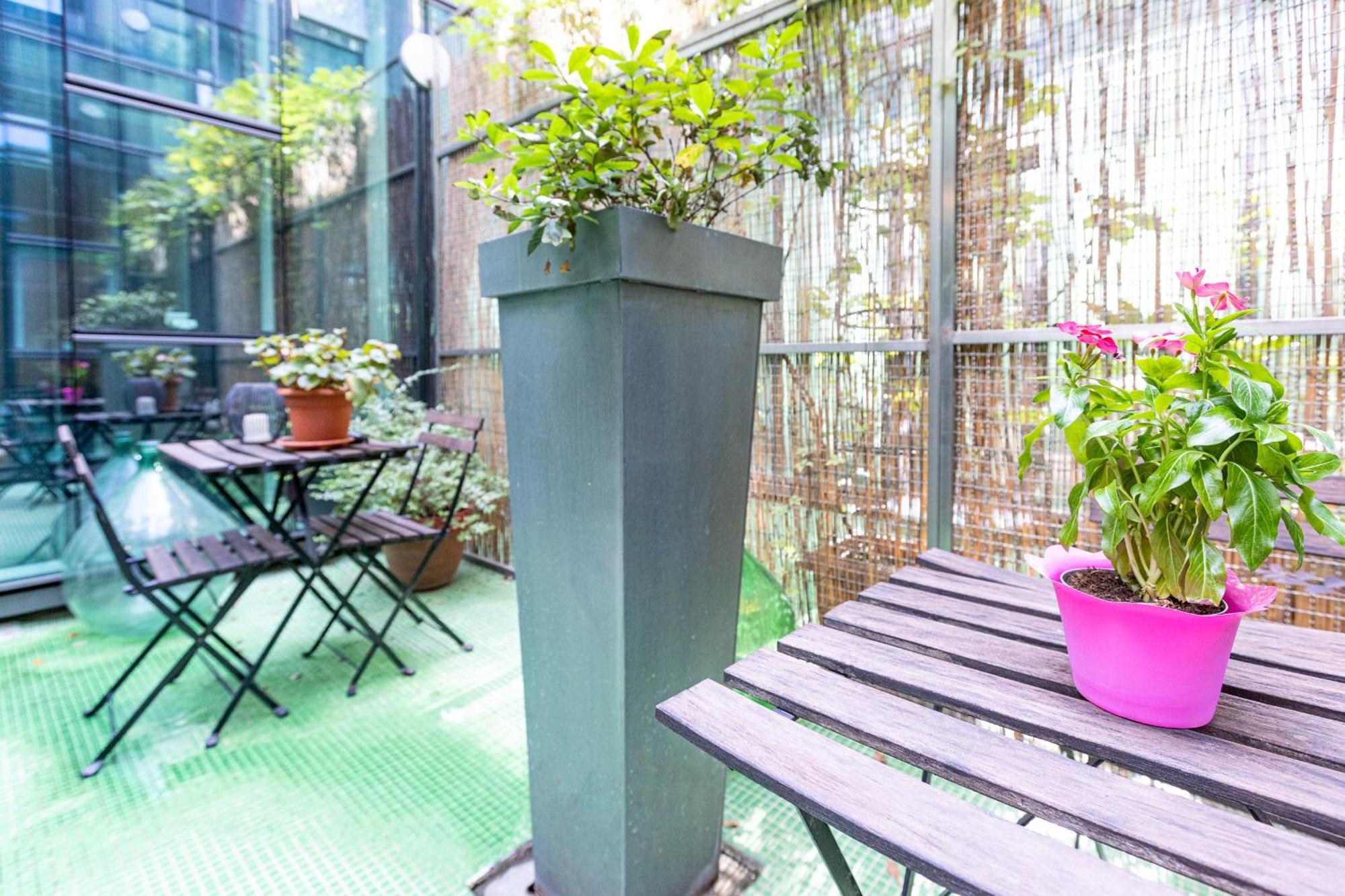 ホテル B＆B トゥー キュート トゥービー ストレイト ミラノ エクステリア 写真