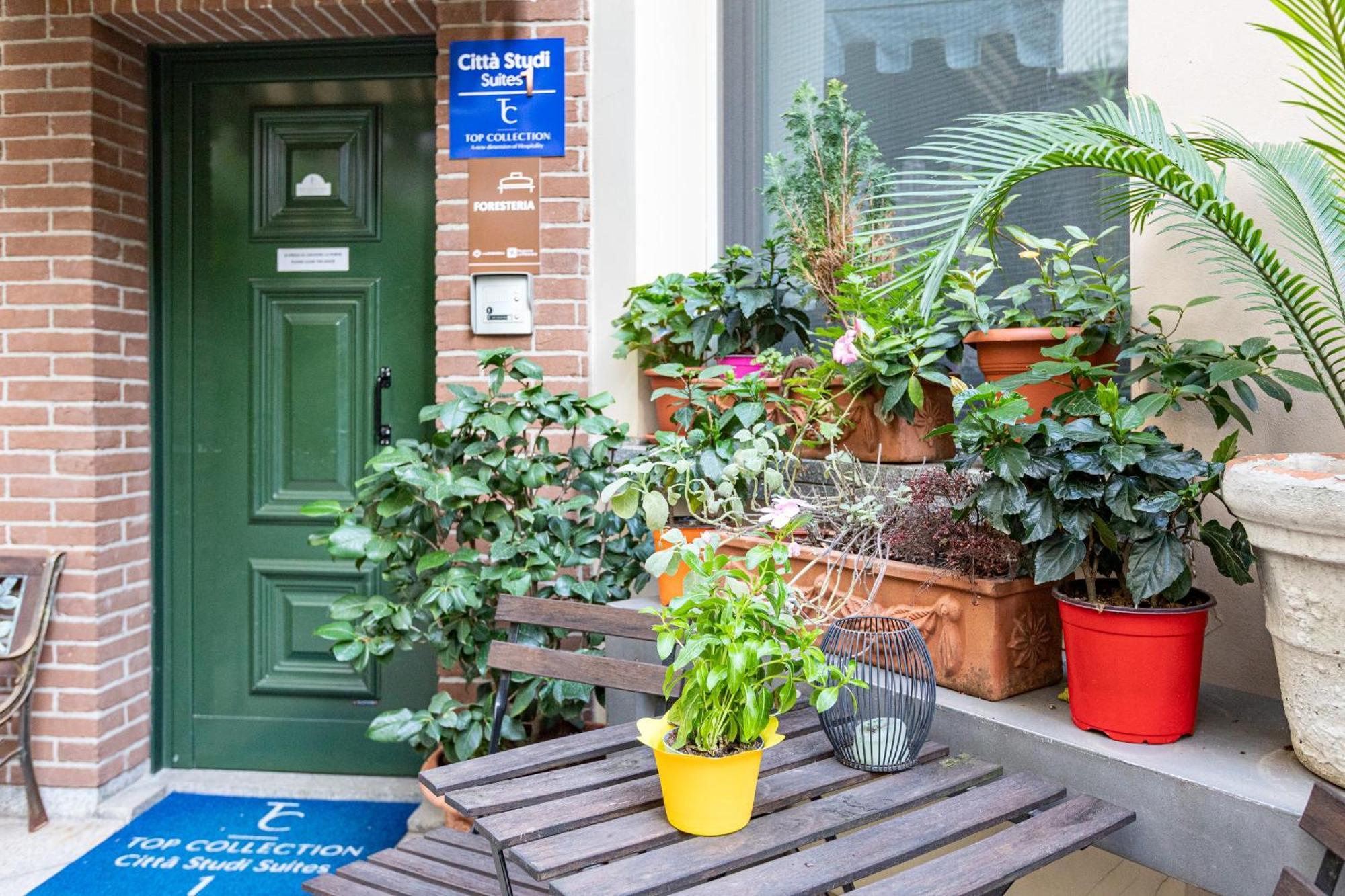 ホテル B＆B トゥー キュート トゥービー ストレイト ミラノ エクステリア 写真