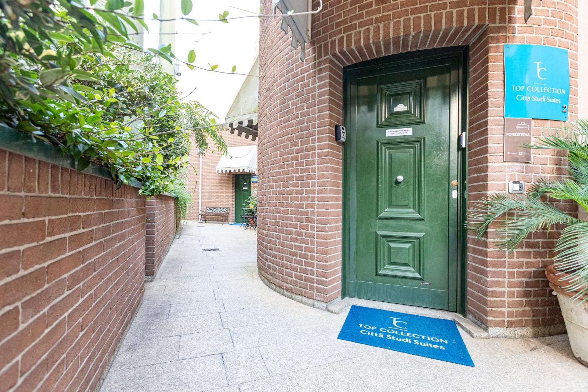 ホテル B＆B トゥー キュート トゥービー ストレイト ミラノ エクステリア 写真